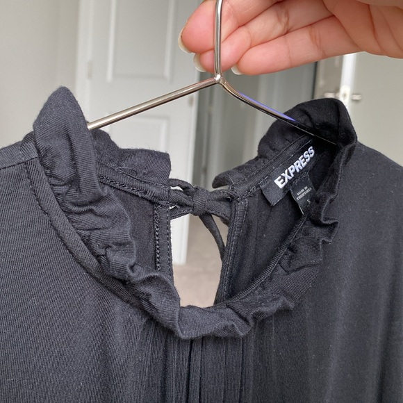 Express Ruffled Top - Picture 3 of 6